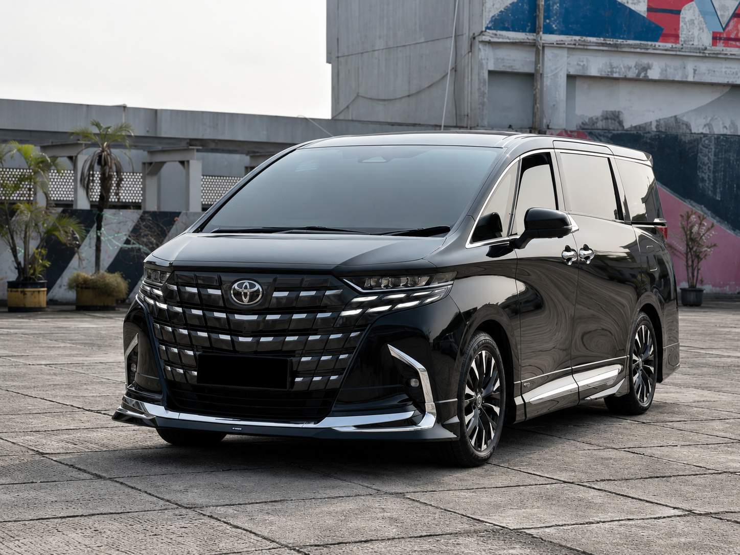 Toyota Alphard New Hev